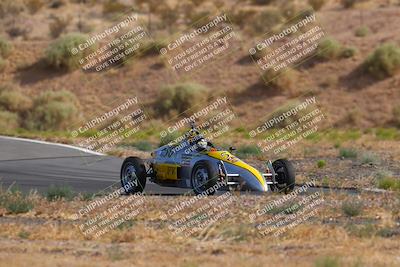 media/Jun-01-2025-CalClub SCCA (Sun) [[eae223c5dd]]/Group 3/Qualifying/